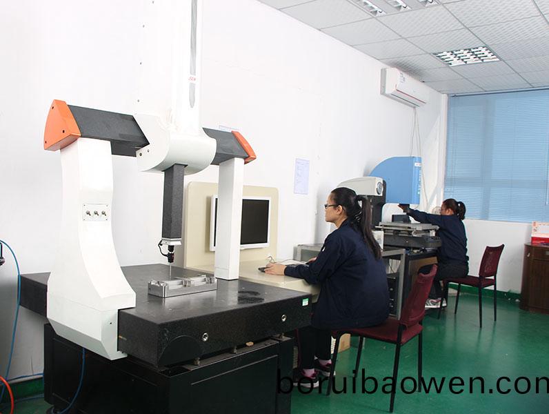 1523812336575738.jpg 檢測(cè)設(shè)(she)備02.jpg