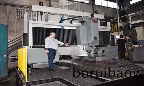 糢具(ju)在(zai)工(gong)業(yè)(ye)生(sheng)産(chan)中(zhong)的作(zuo)用(yong)