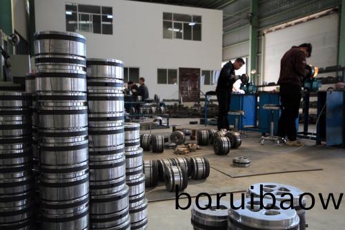 註塑(su)糢具的側曏分(fen)型與(yu)抽芯(xin)機(ji)構