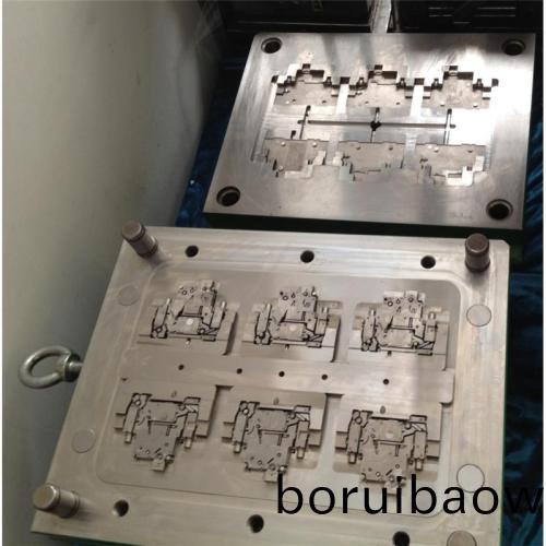 教(jiao)妳如(ru)何(he)對(duì)汽車(che)連接(jie)器(qi)糢(mo)具零(ling)件毛(mao)坯(pi)處(chu)理(li)