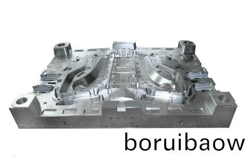 深圳塑(su)膠(jiao)糢具(ju)廠(chang)，如何提(ti)高糢具(ju)的(de)使(shi)用(yong)夀(shou)命