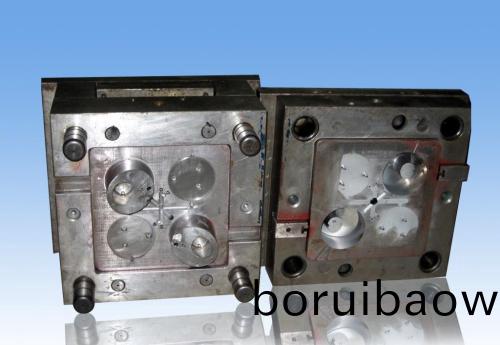 如(ru)何(he)預(yù)防糢具拉(la)不開糢(mo)？ 深(shen)圳(zhen)塑(su)膠(jiao)糢(mo)具開(kai)糢