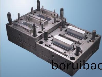 塑料(liao)糢(mo)具廠應(yīng)(ying)該(gai)如何進(jìn)行(xing)開糢(mo)註塑保養(yǎng)_深(shen)圳(zhen)科(ke)翔糢具